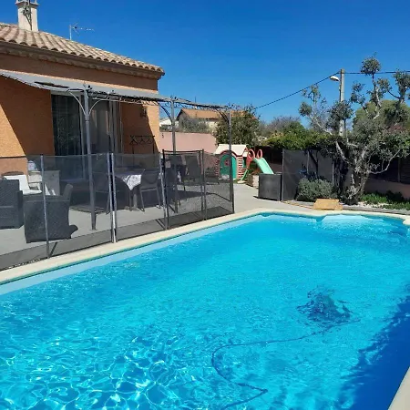 Agreable A 15 Minutes Des Plages فيلة